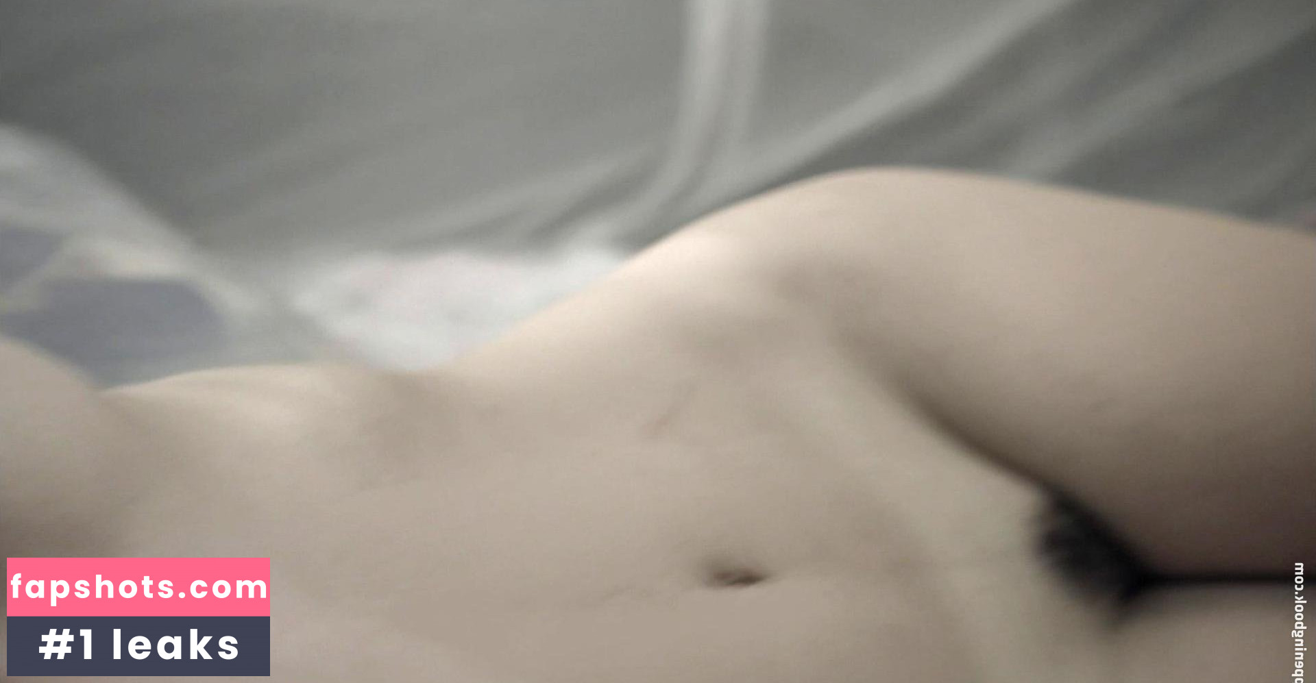 Victoria Almeida gallery photo #9