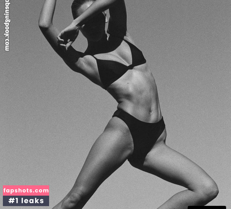 Victoria Barbara gallery photo #5