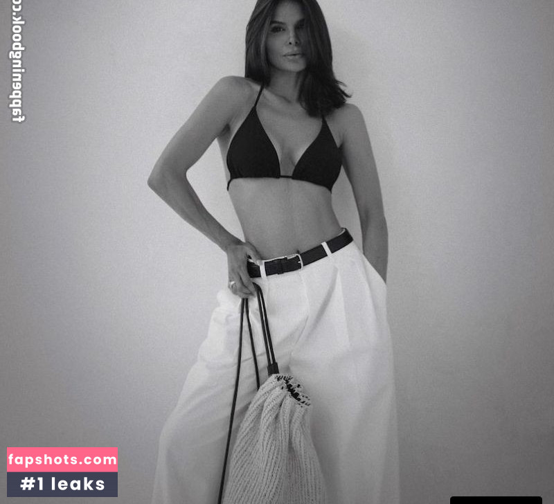 Victoria Barbara gallery photo #6