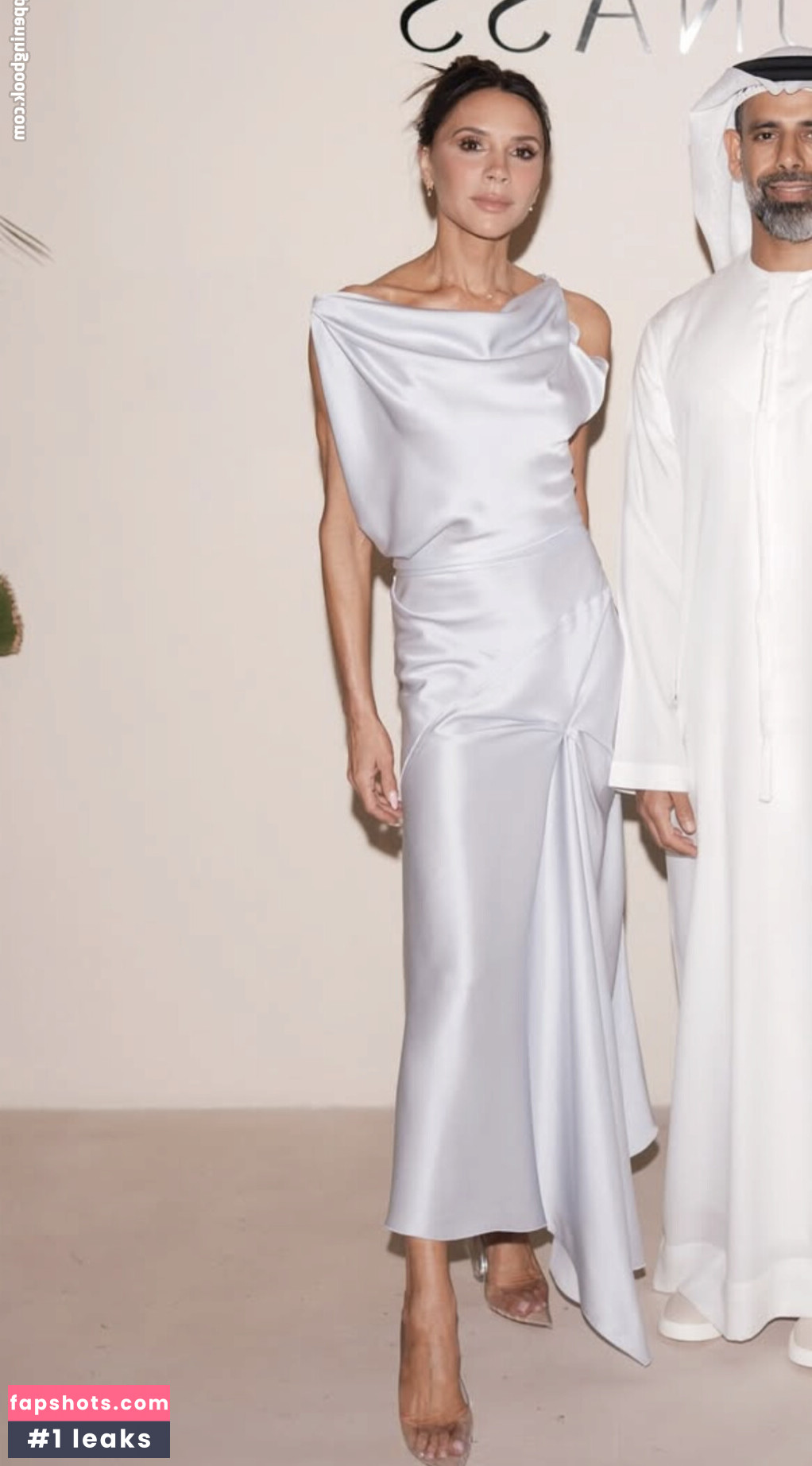 Victoria Beckham gallery photo #17