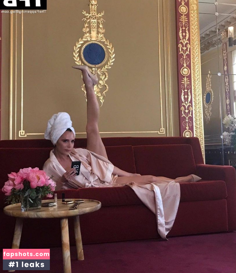 Victoria Beckham gallery photo #178