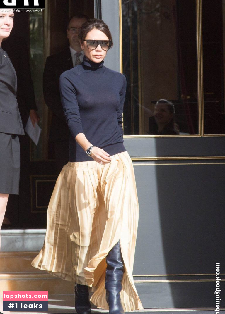 Victoria Beckham gallery photo #190