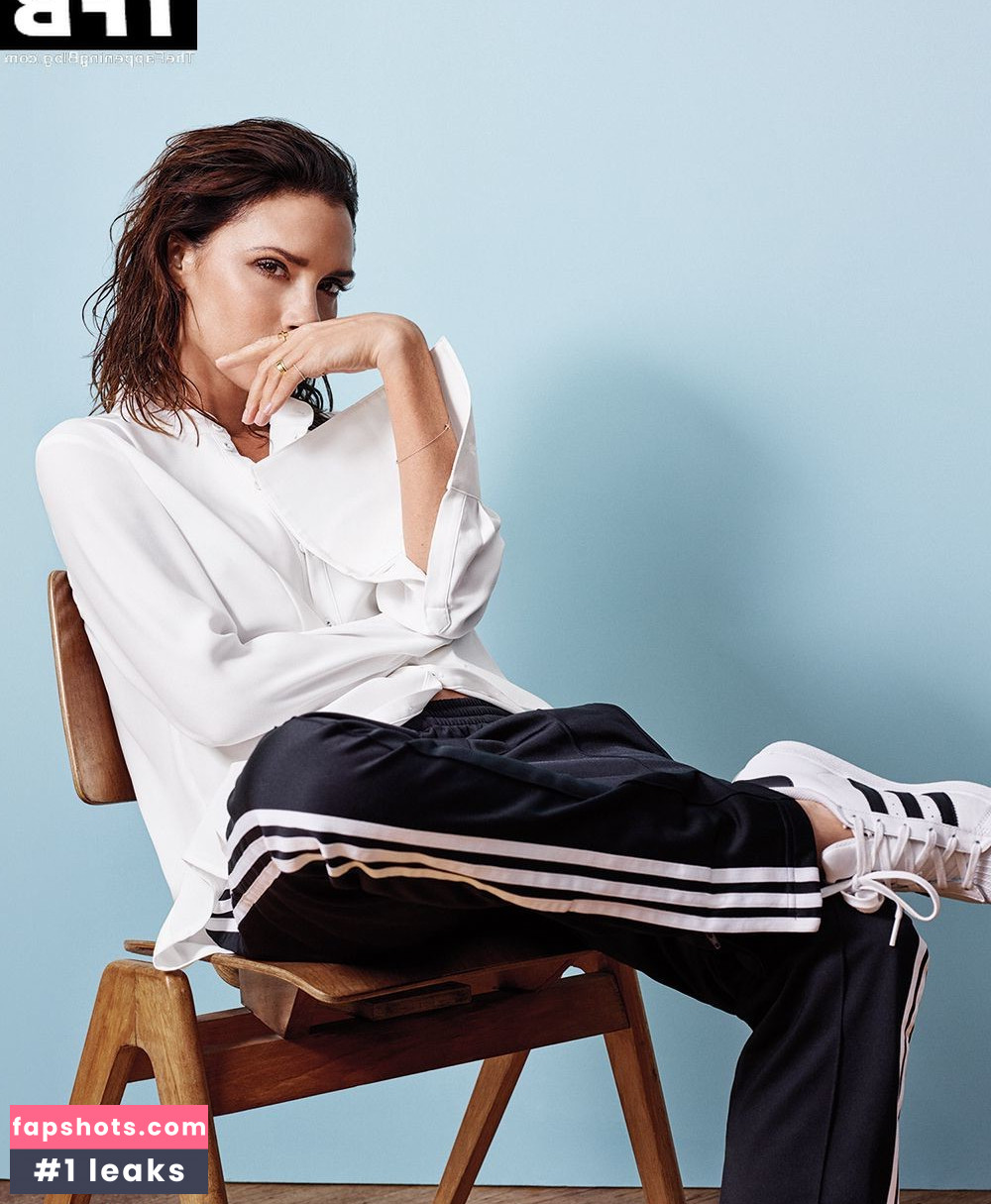 Victoria Beckham gallery photo #207