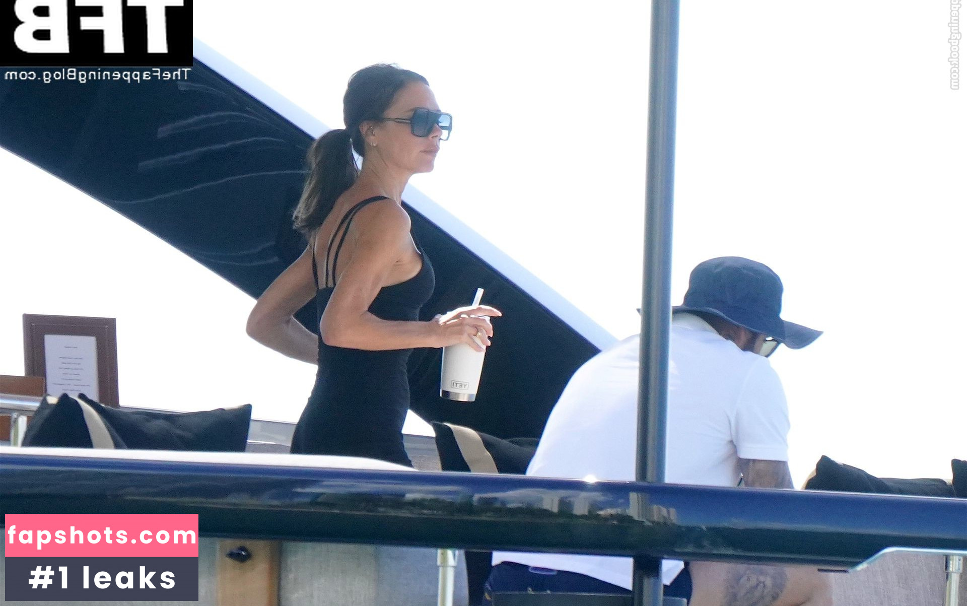 Victoria Beckham gallery photo #45