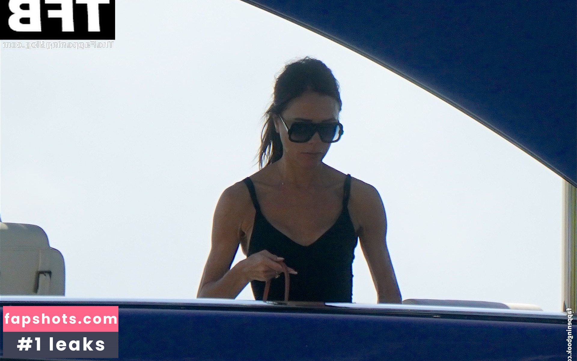 Victoria Beckham gallery photo #47