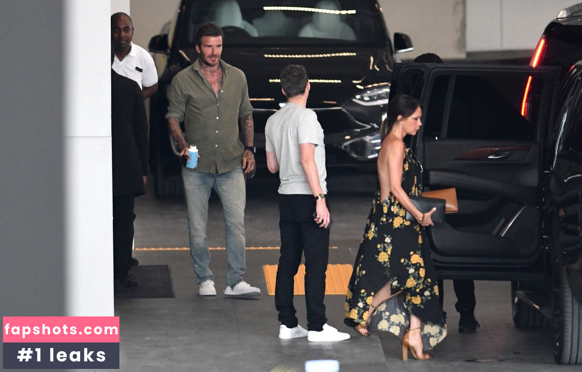 Victoria Beckham gallery photo #576