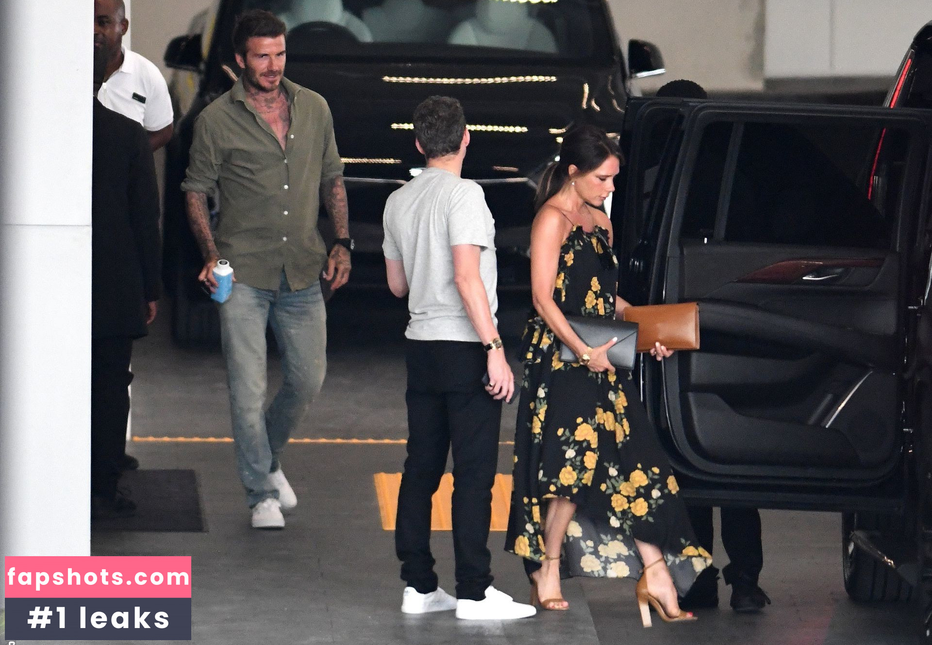 Victoria Beckham gallery photo #578