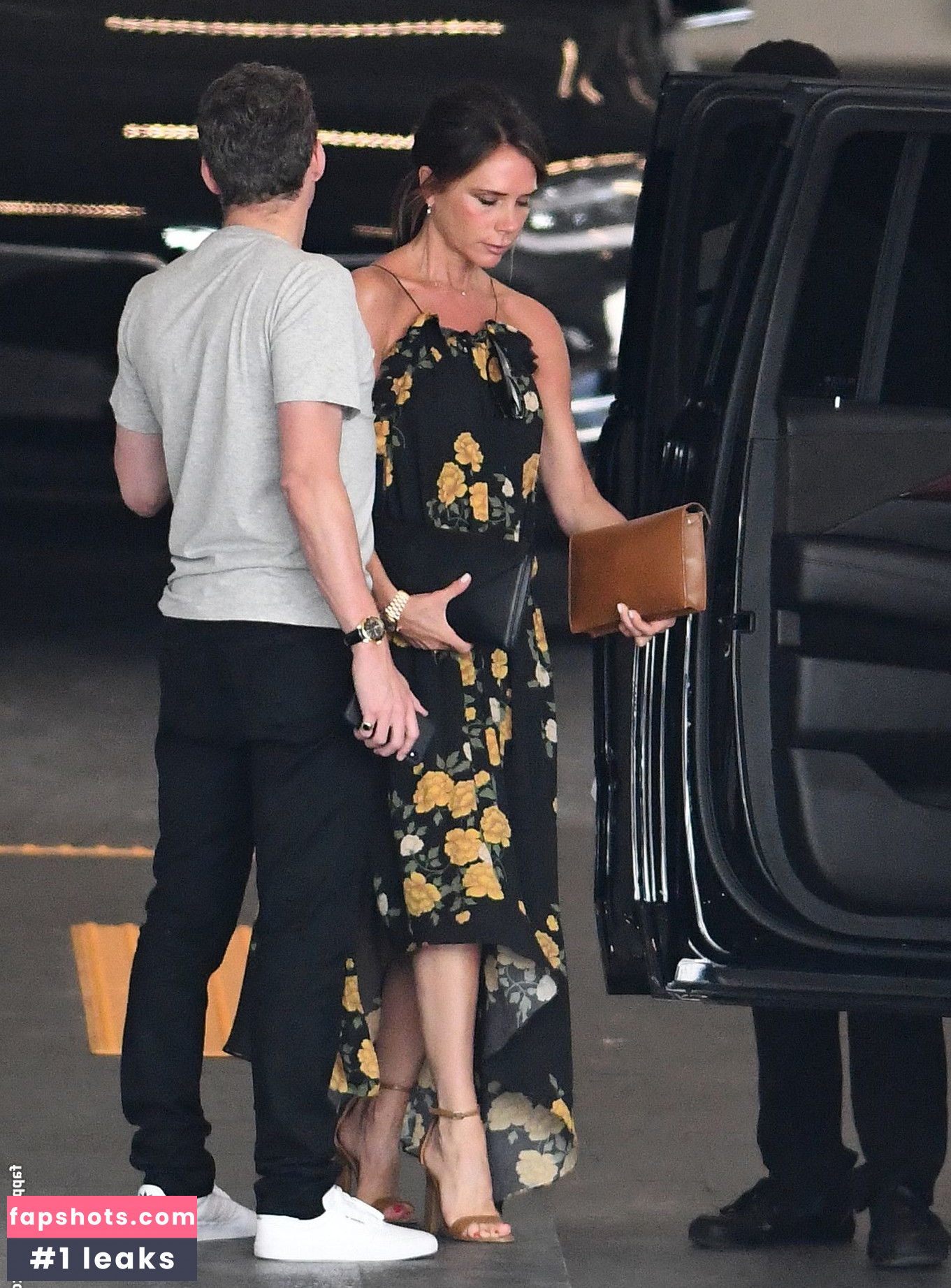 Victoria Beckham gallery photo #580