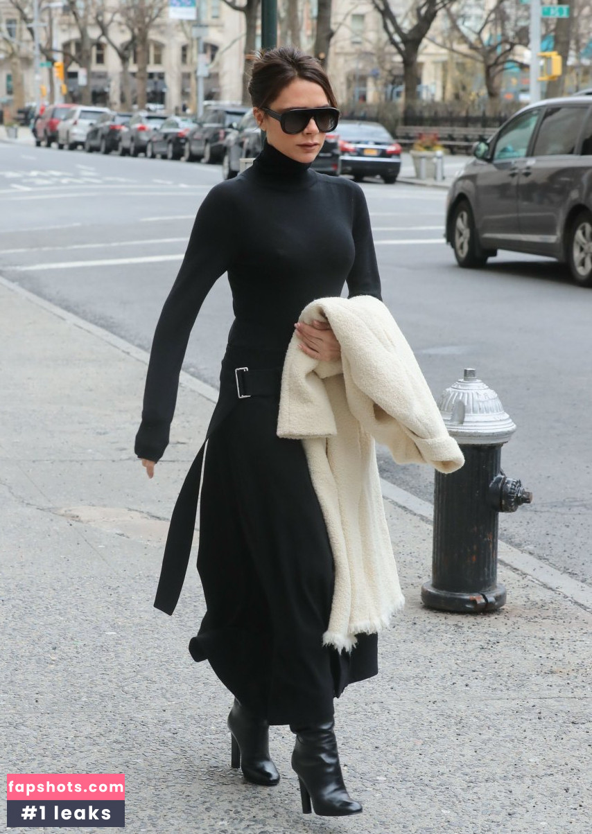 Victoria Beckham gallery photo #754