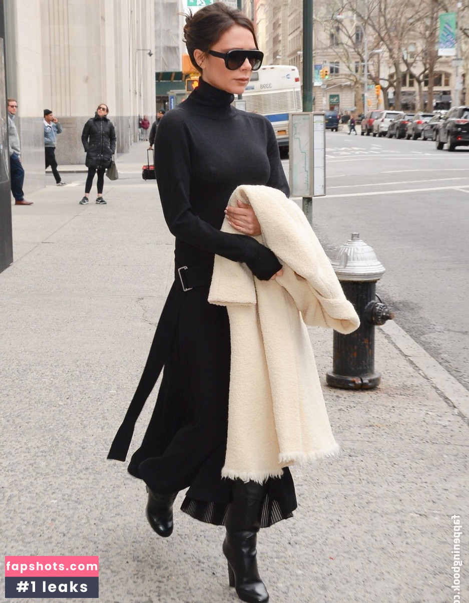Victoria Beckham gallery photo #763