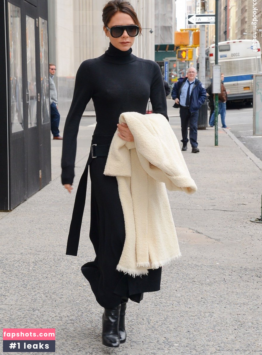 Victoria Beckham gallery photo #769