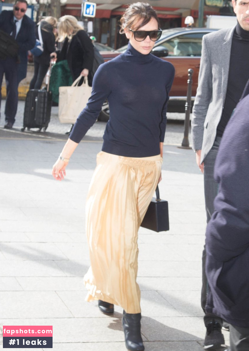 Victoria Beckham gallery photo #787