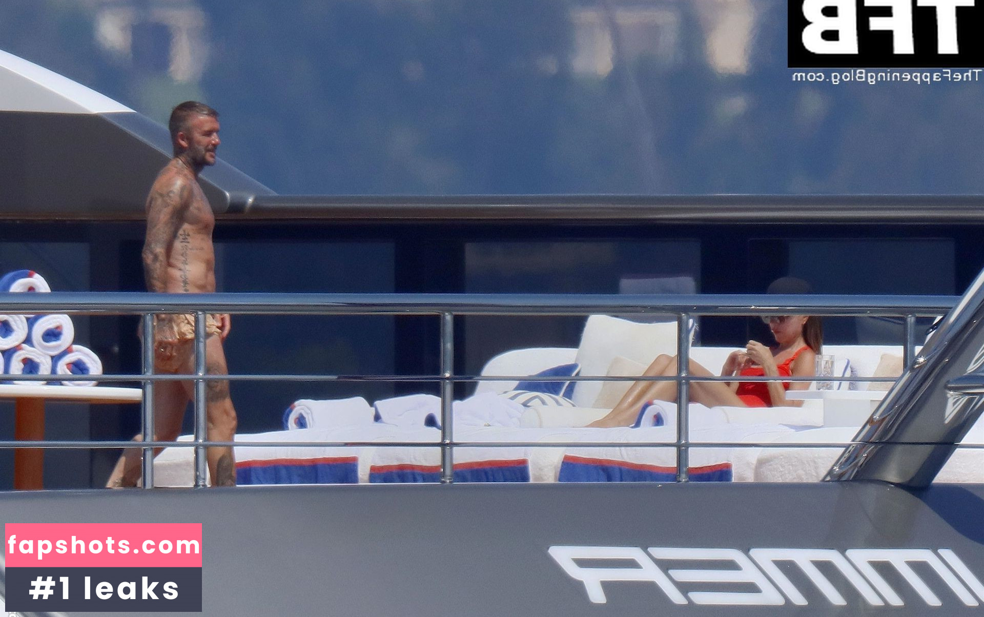 Victoria Beckham gallery photo #88