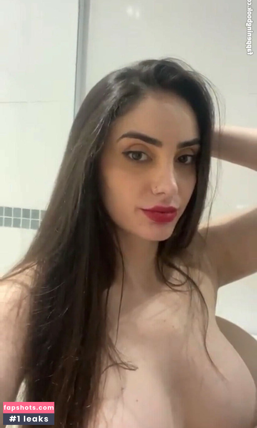 Victoria Camargo gallery photo #66