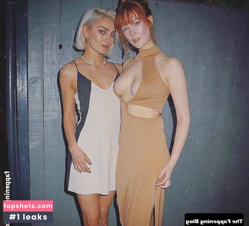 Victoria Clay gallery photo #13