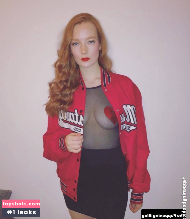 Victoria Clay gallery photo #25