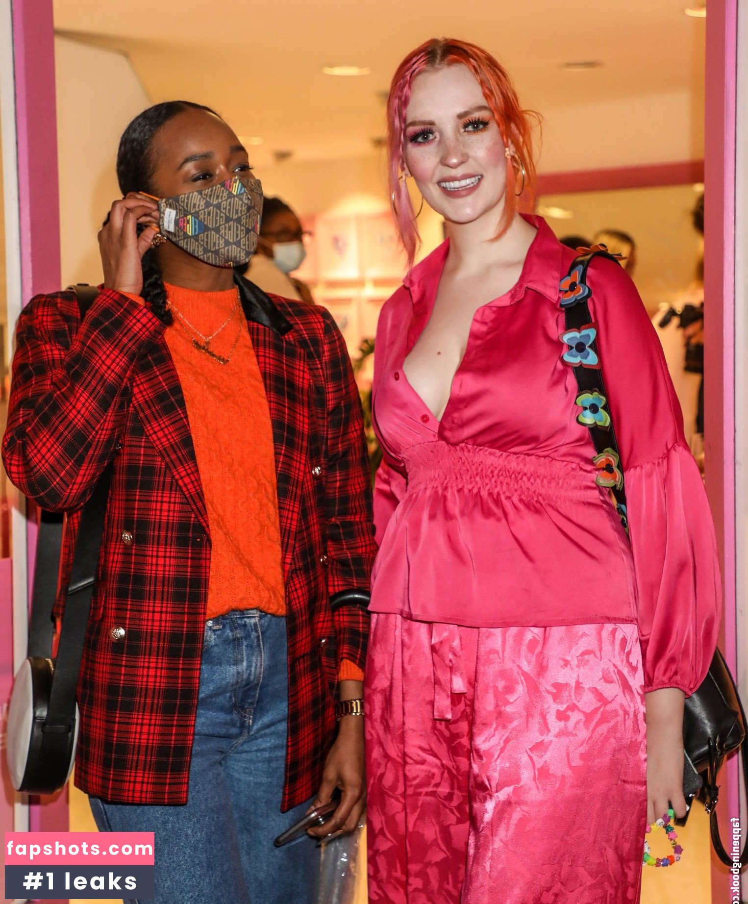 Victoria Clay gallery photo #62