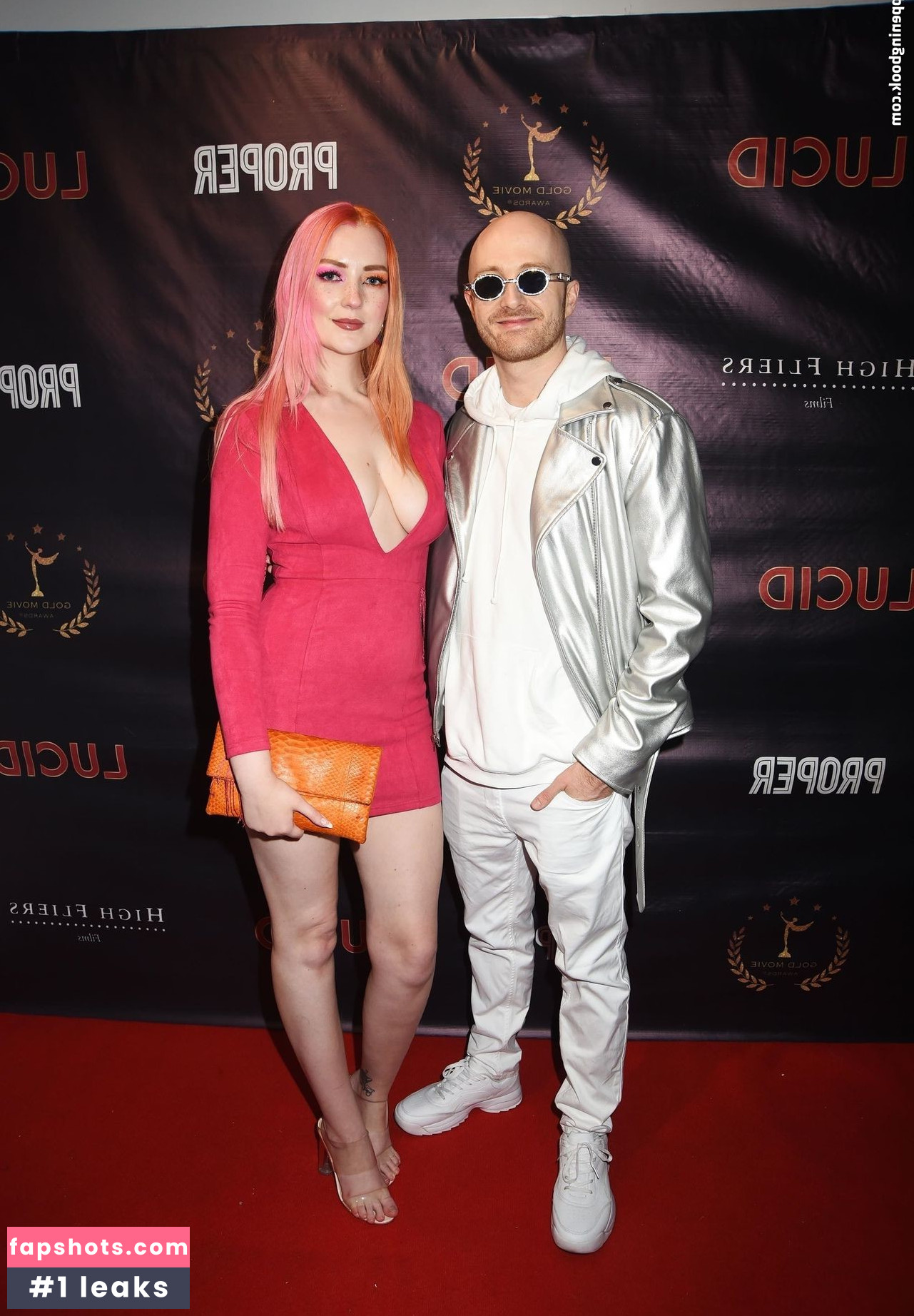 Victoria Clay gallery photo #69