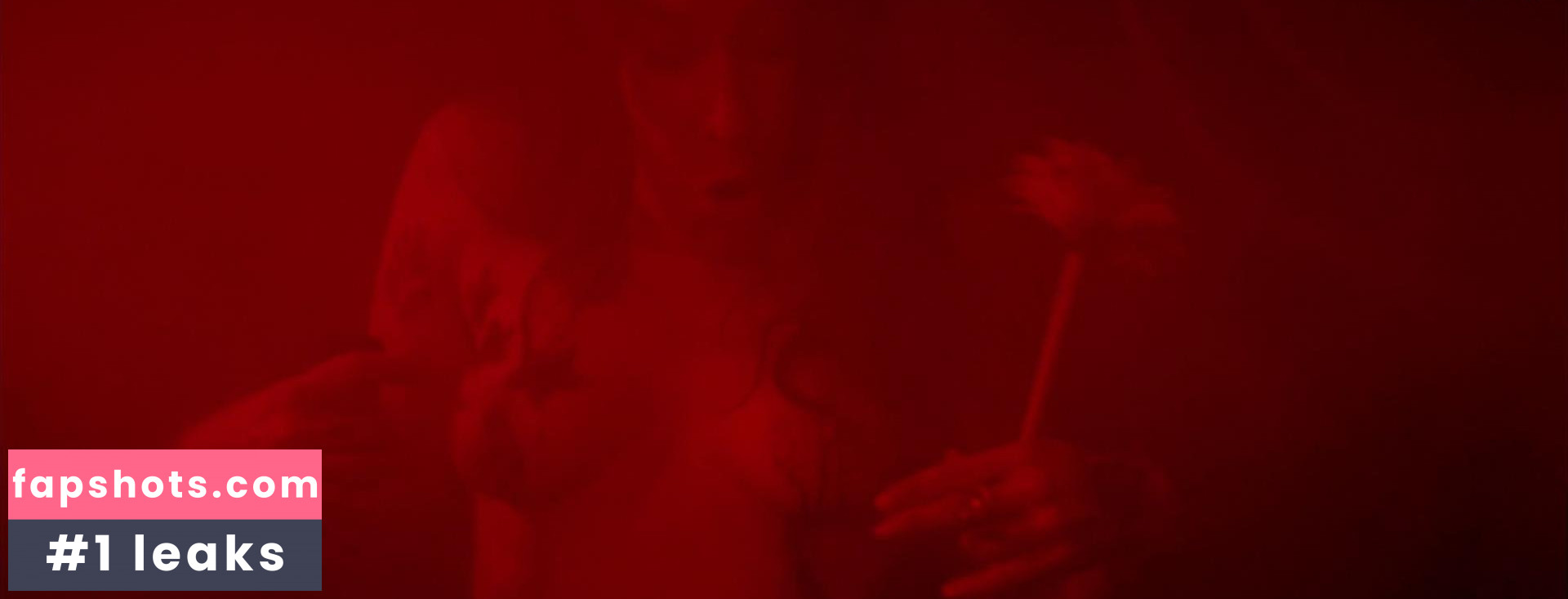 Victoria De Mare gallery photo #11