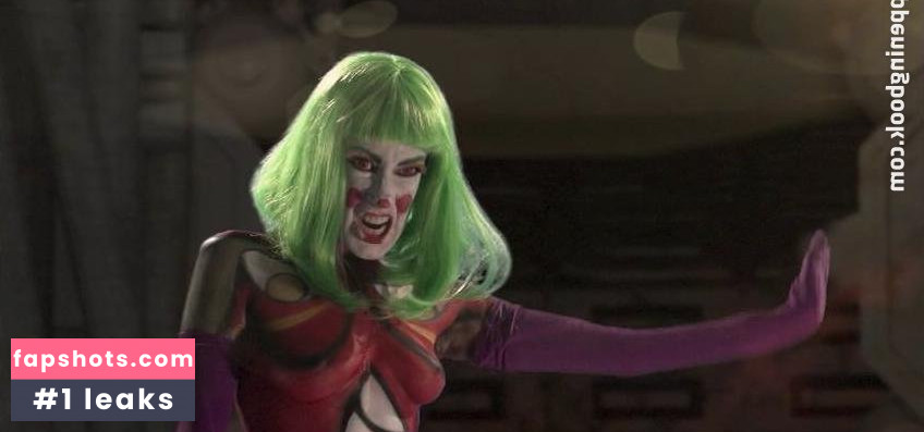 Victoria De Mare gallery photo #19