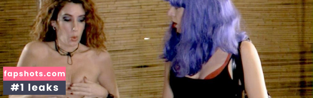 Victoria De Mare gallery photo #32