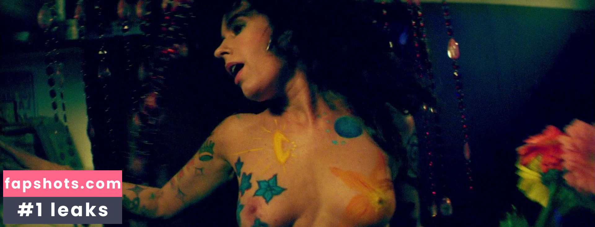 Victoria De Mare gallery photo #8