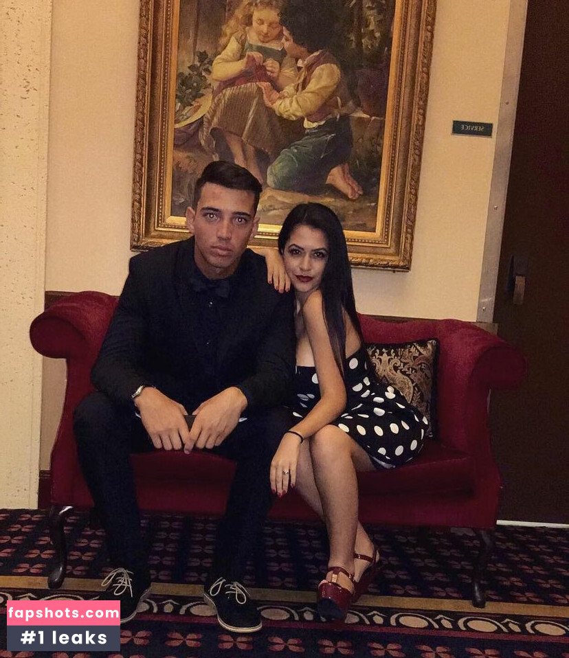 Victoria Domenech gallery photo #6