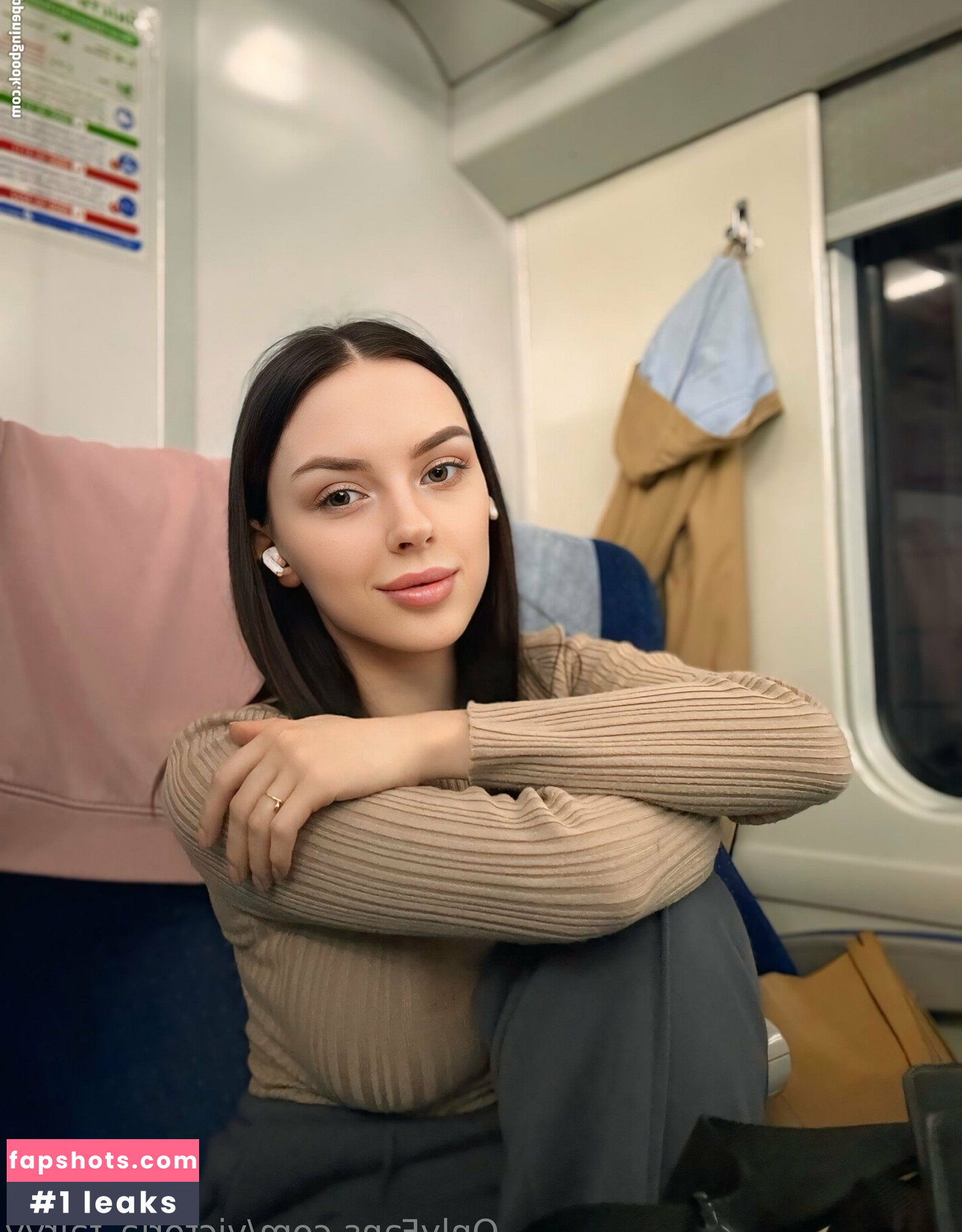 victoria_fairyy gallery photo #6