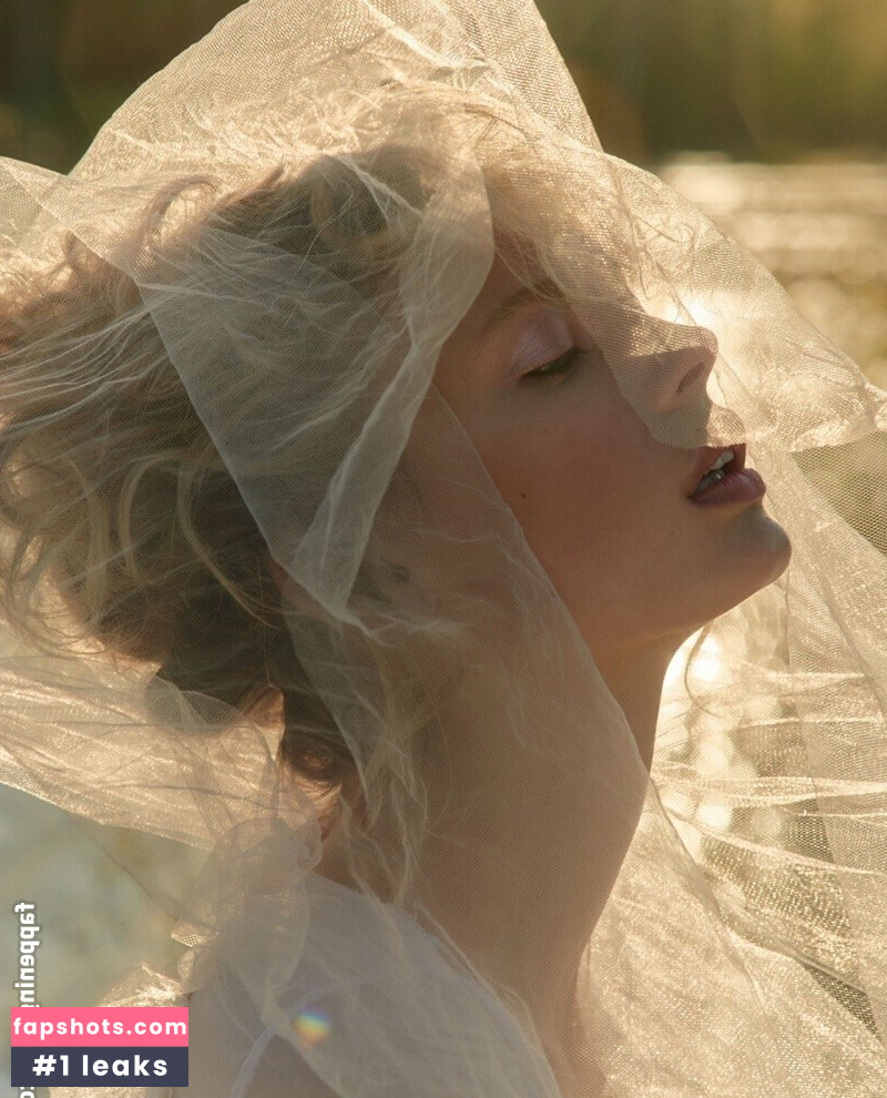 Victoria Germyn gallery photo #18