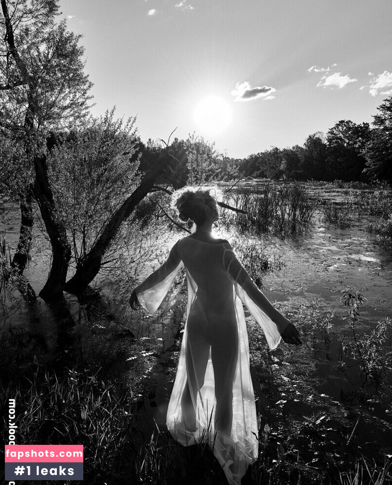 Victoria Germyn gallery photo #19