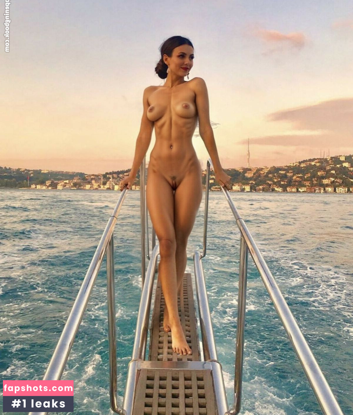 Victoria Justice gallery photo #1608