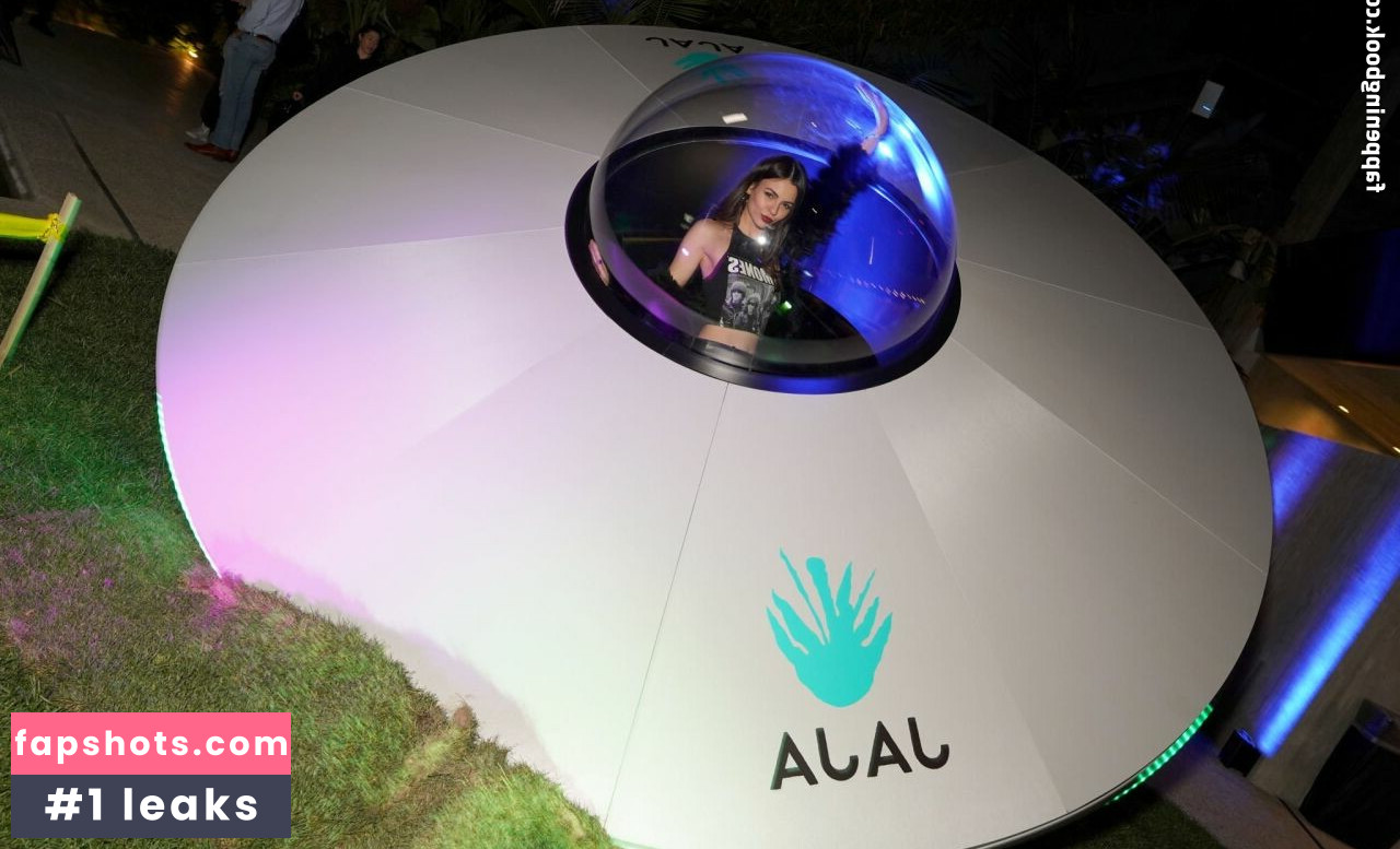 Victoria Justice gallery photo #1871