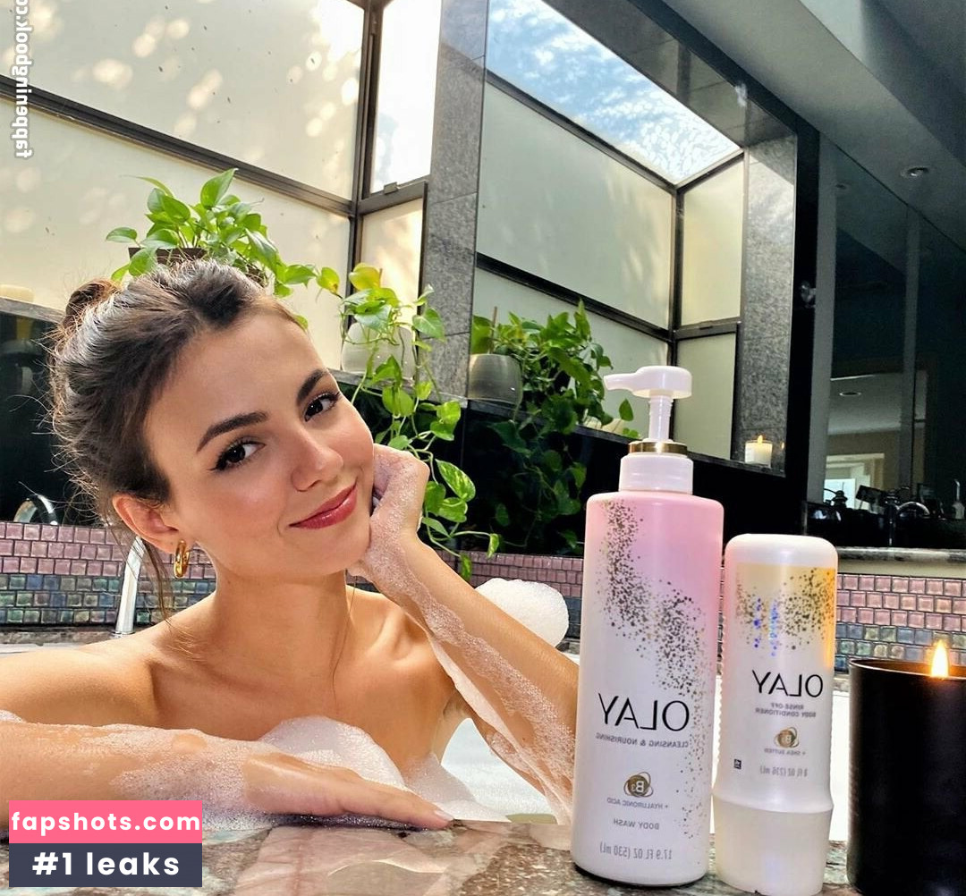 Victoria Justice gallery photo #1896