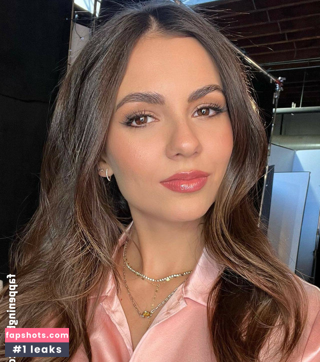 Victoria Justice gallery photo #1953