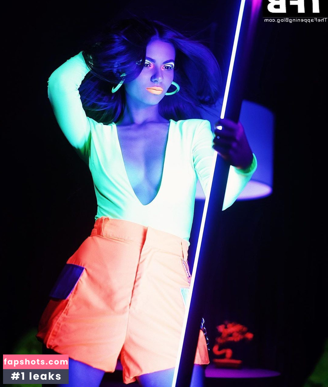 Victoria Justice gallery photo #2115