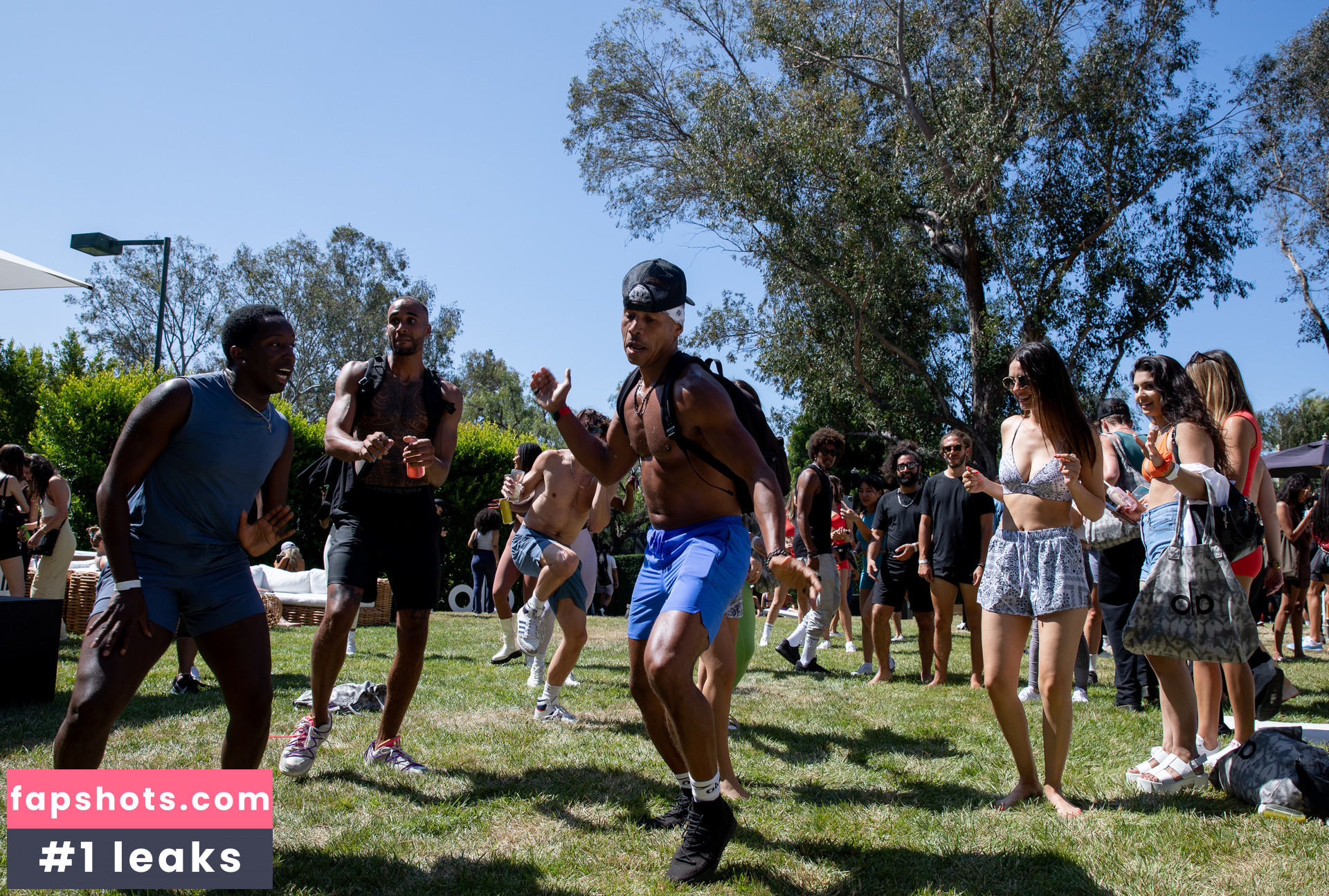 Victoria Justice gallery photo #2198