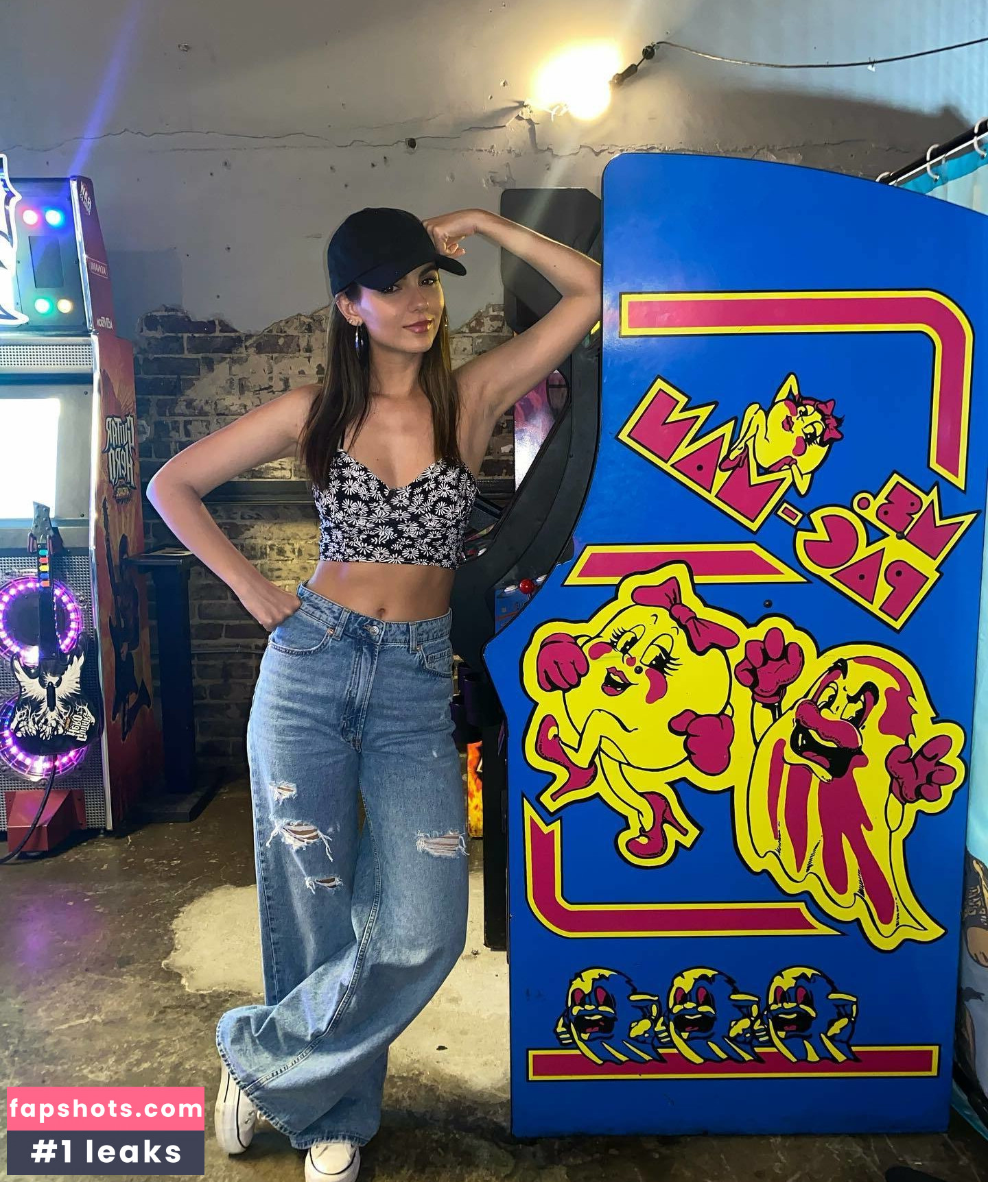 Victoria Justice gallery photo #2273