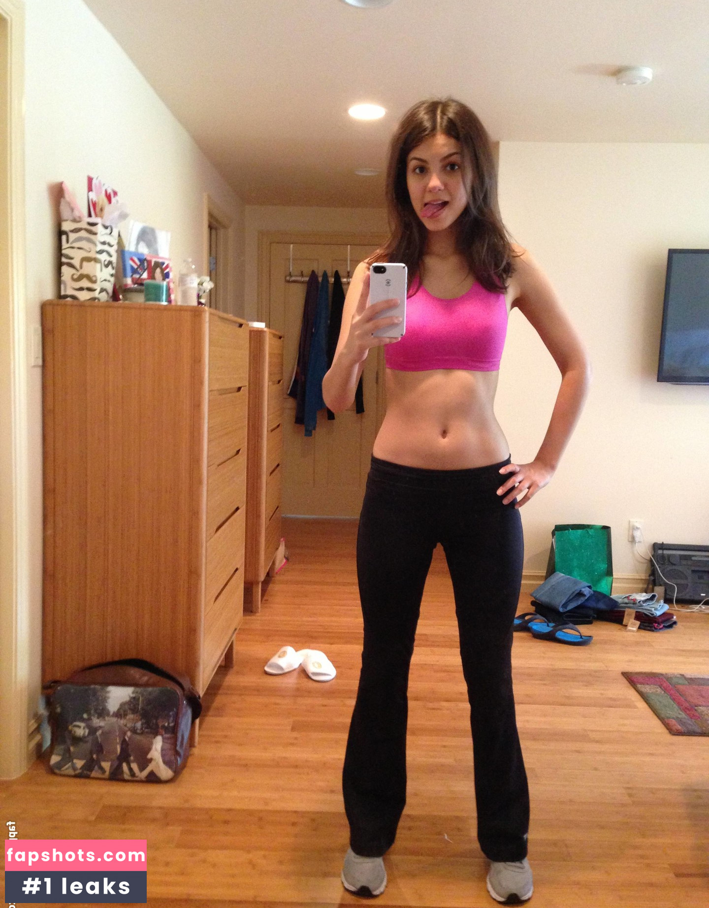 Victoria Justice gallery photo #2297