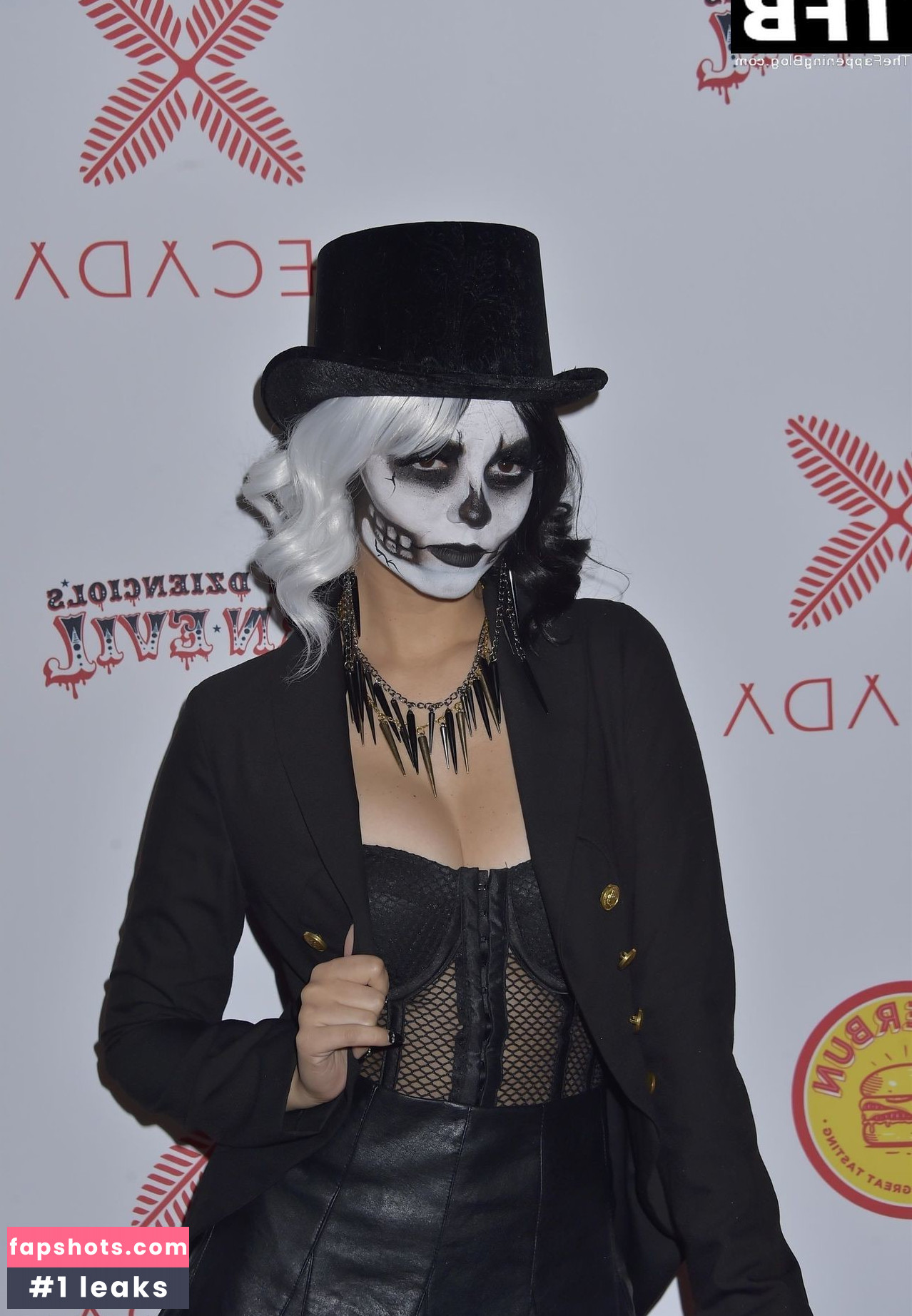 Victoria Justice Nahé úniky fotek pouze od fanoušků #2482 - Fapshots