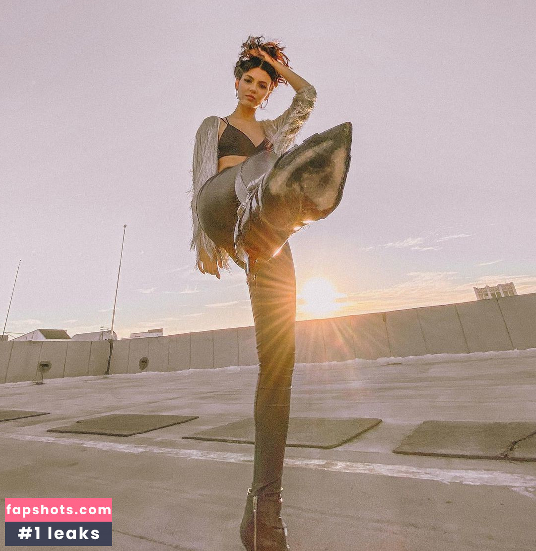 Victoria Justice Nahé úniky fotek pouze od fanoušků #2604 - Fapshots