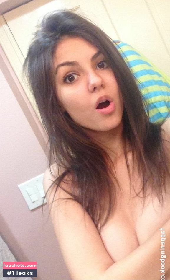 Victoria Justice Nahé úniky fotek pouze od fanoušků #2760 - Fapshots