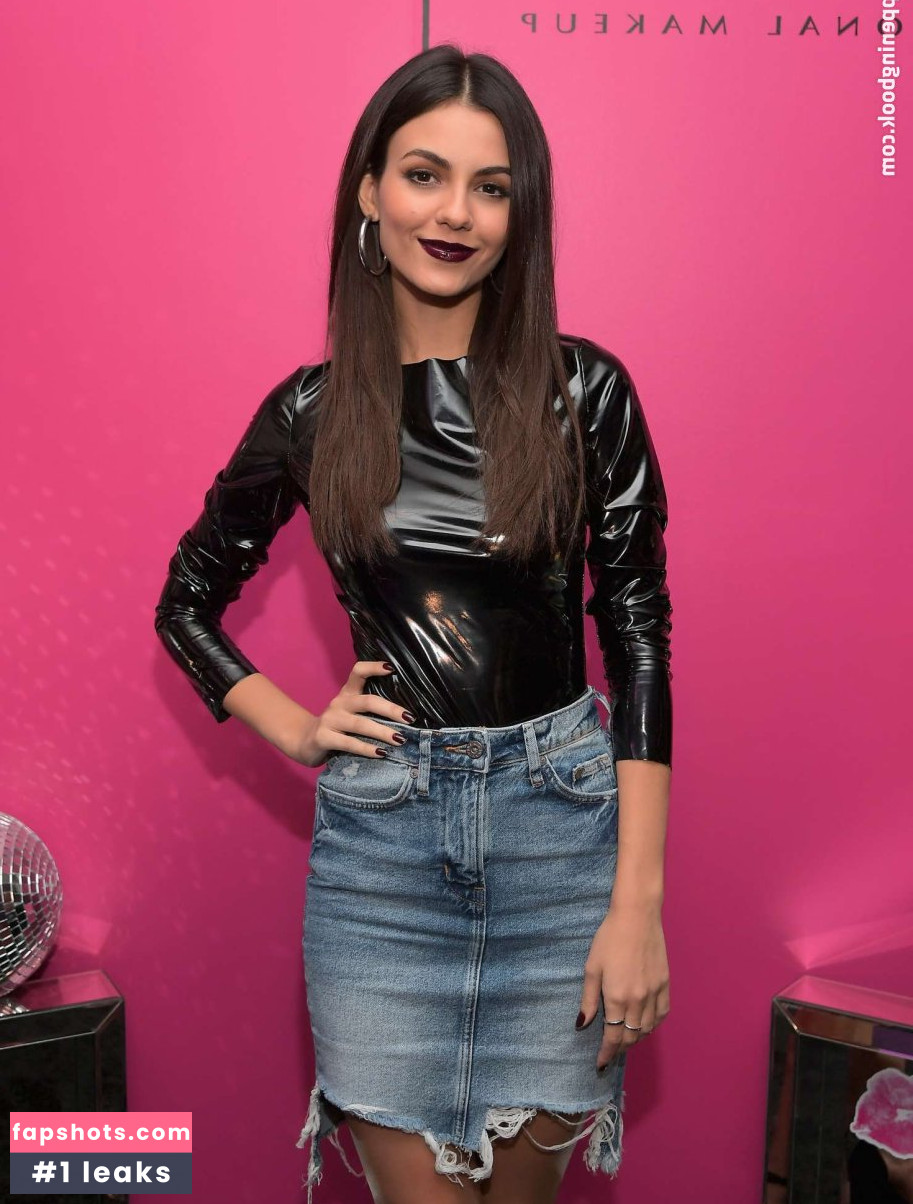 Victoria Justice Nahé úniky fotek pouze od fanoušků #2793 - Fapshots