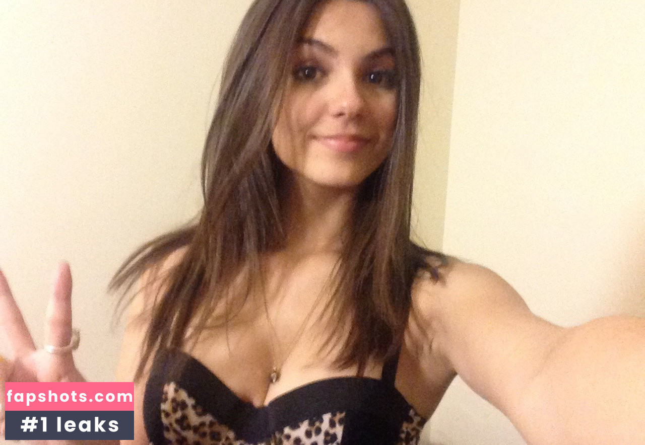 Victoria Justice Nahé úniky fotek pouze od fanoušků #2809 - Fapshots