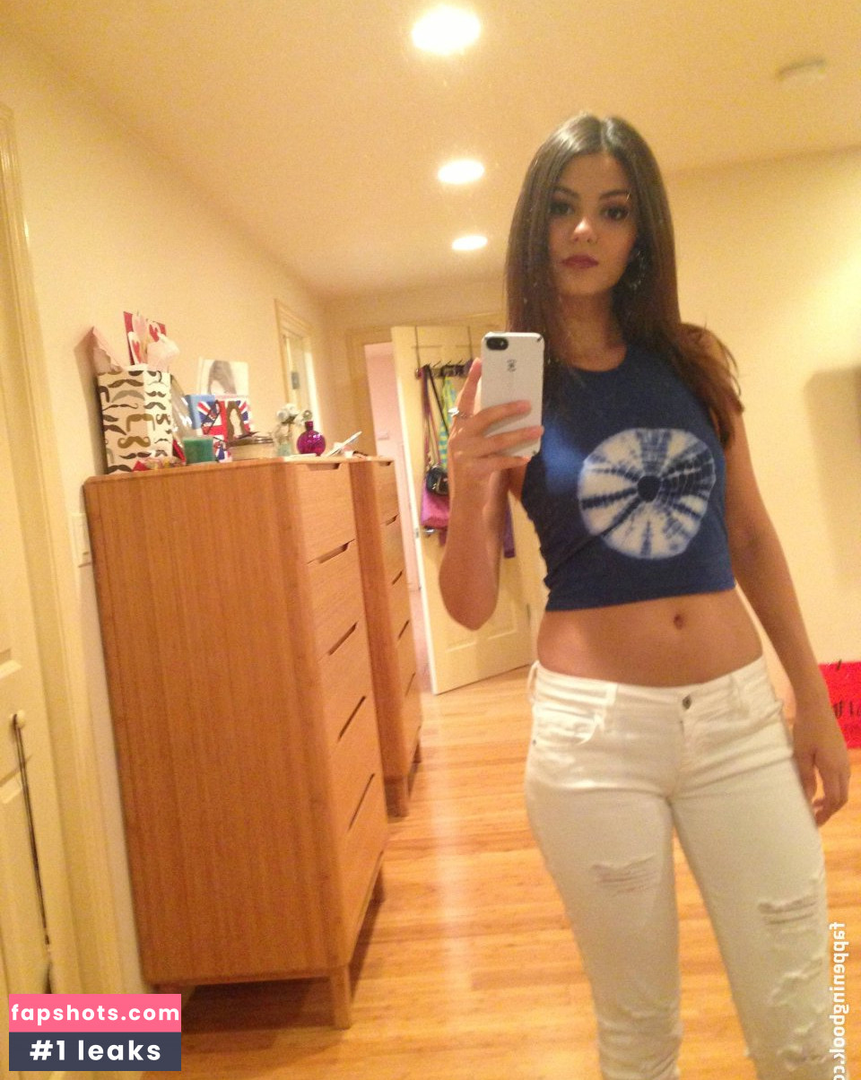 Victoria Justice Nahé úniky fotek pouze od fanoušků #2815 - Fapshots