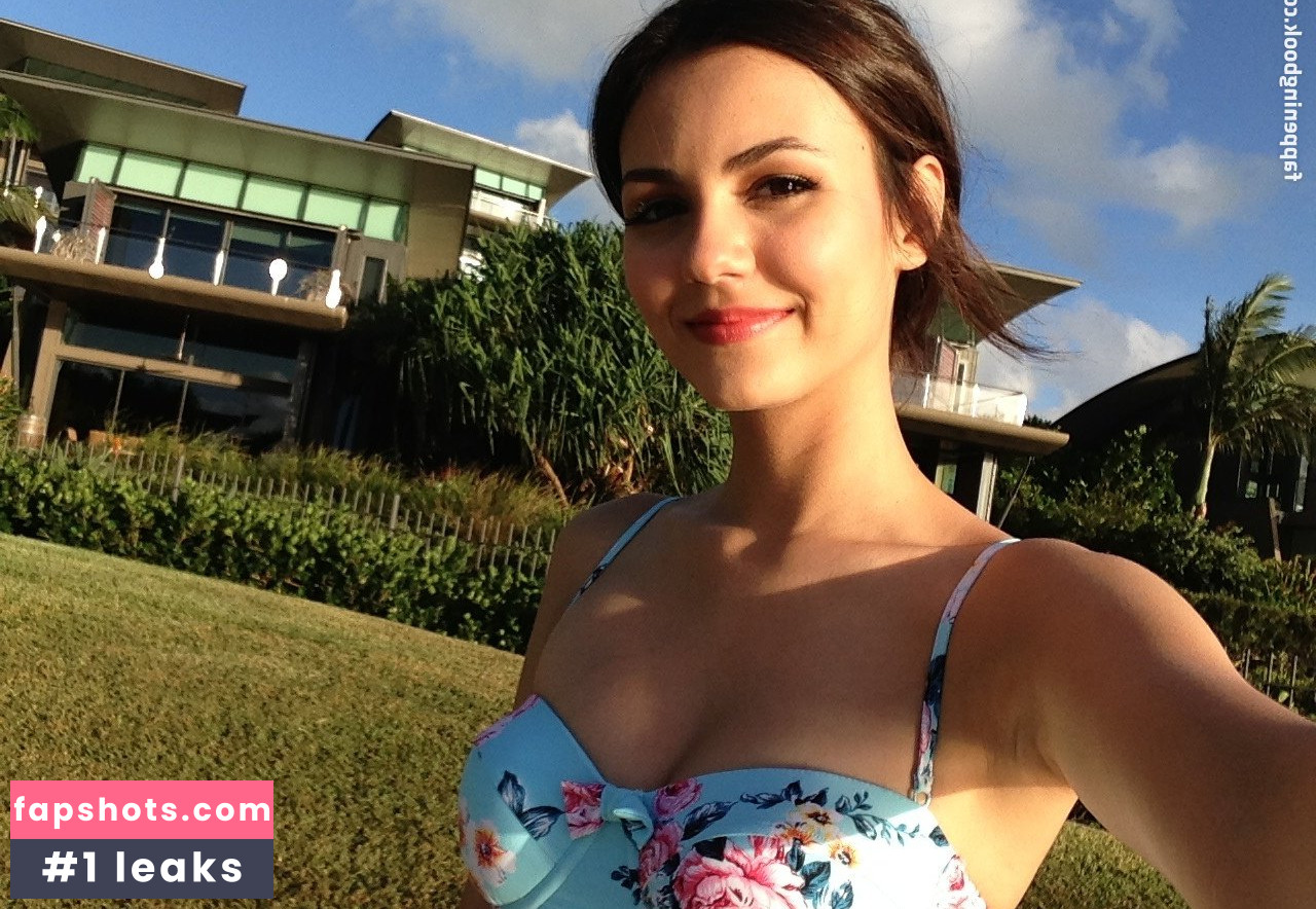 Victoria Justice Nahé úniky fotek pouze od fanoušků #2828 - Fapshots