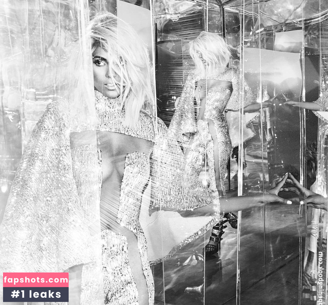 Victoria Justice Nahé úniky fotek pouze od fanoušků #2849 - Fapshots