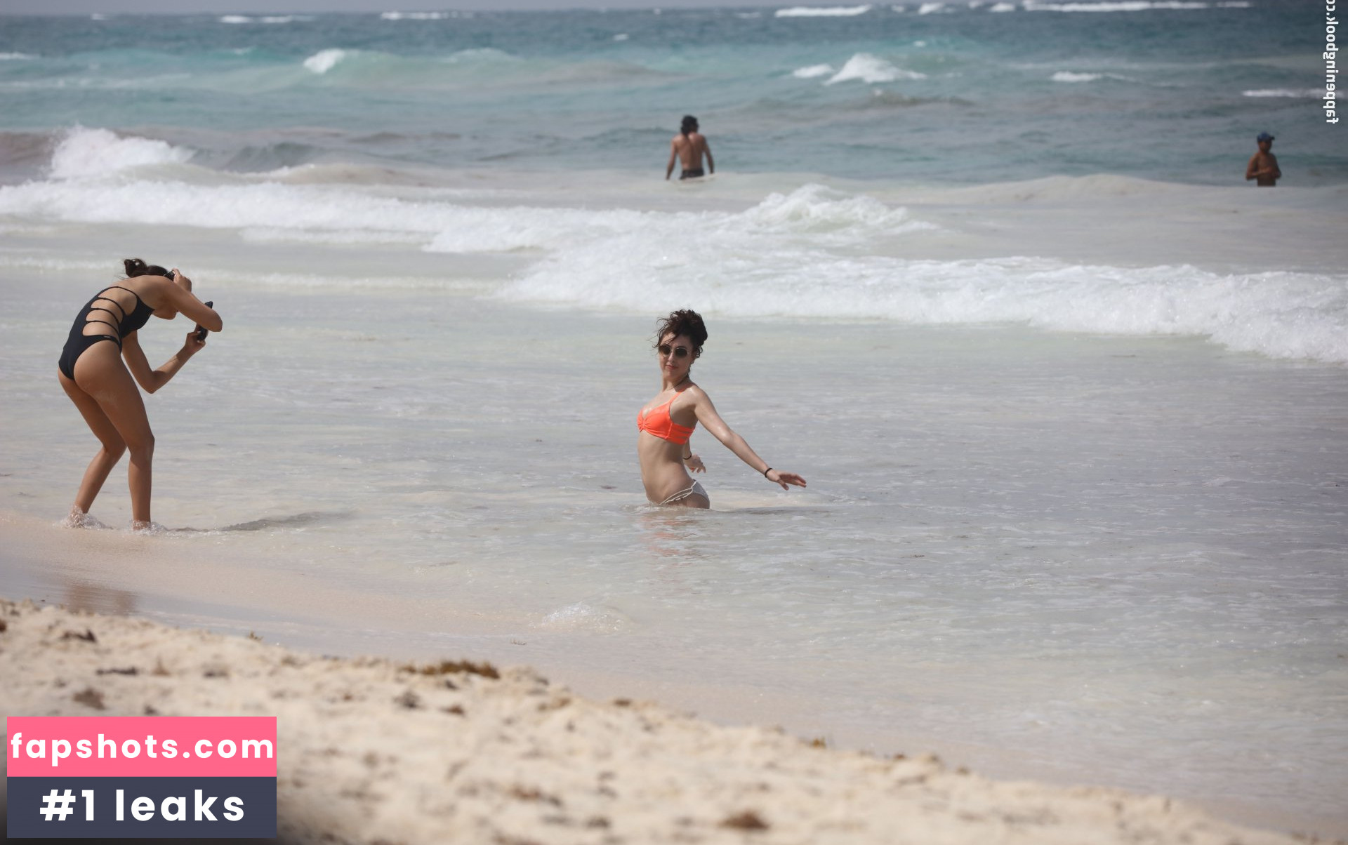 Victoria Justice Nahé úniky fotek pouze od fanoušků #2859 - Fapshots