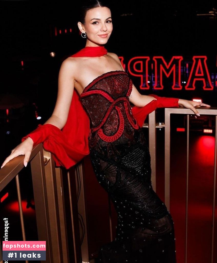 Victoria Justice gallery photo #519