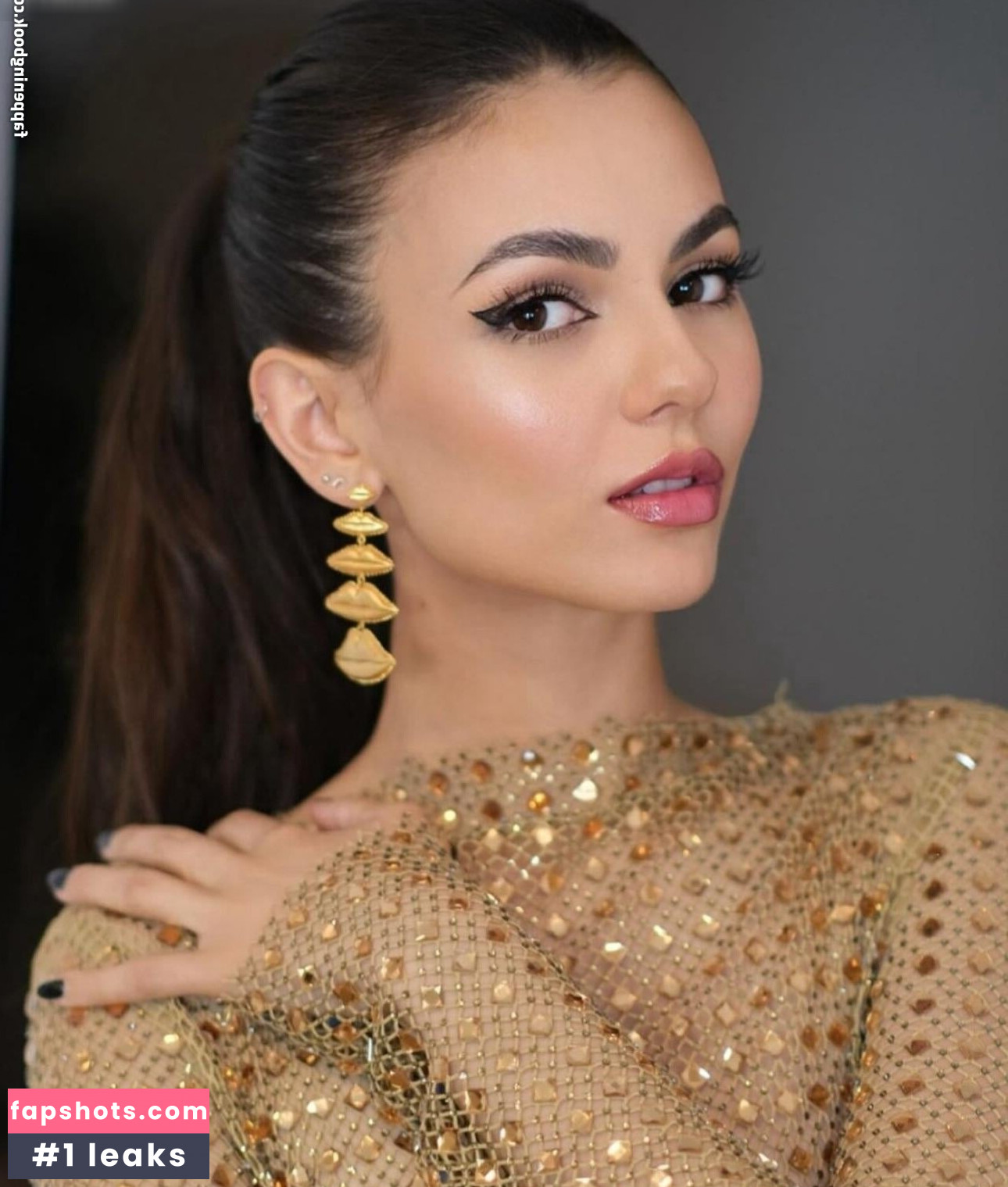 Victoria Justice gallery photo #540