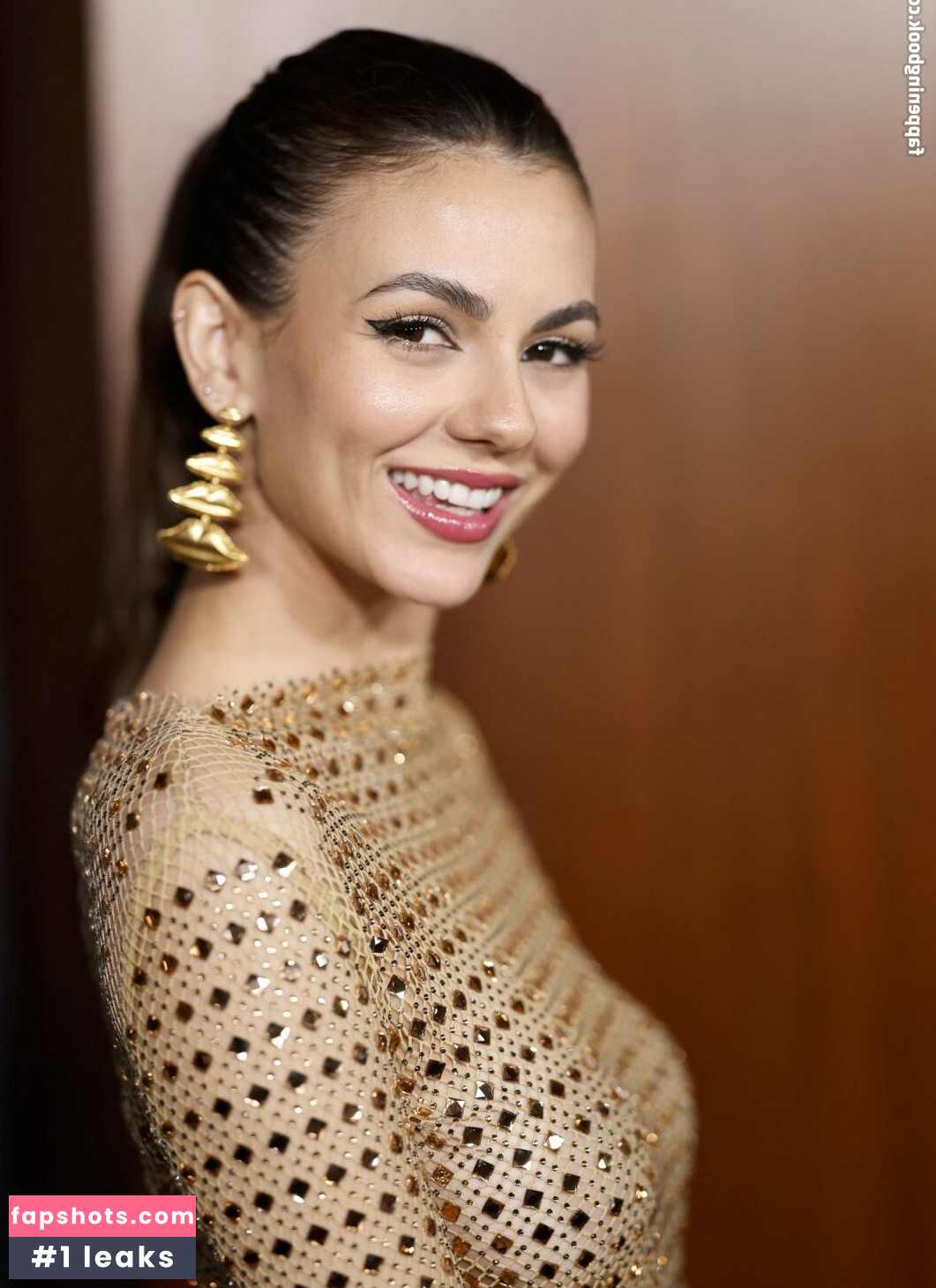 Victoria Justice gallery photo #899